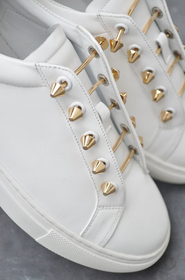 trainers sneakers white runners walking shoes piercing monreal rose gold