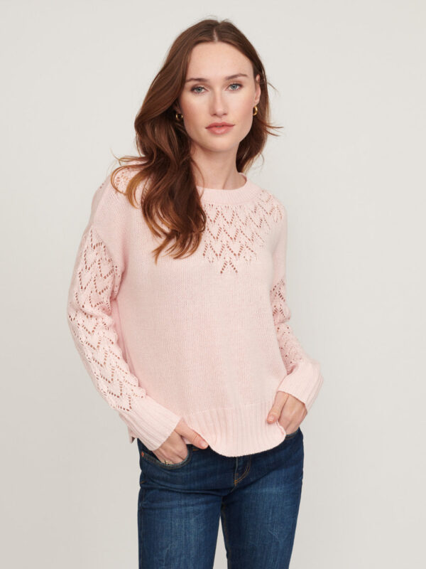 A classic pull over jumper with a touch of cashmere, Faith has pointelle sleeve and neck detailing to add a dainty finish. It is an easy spring staple worn over a pair of jeans, and available in versatile colours. 3gg Crafted in 95% Cotton and 5% Cashmere