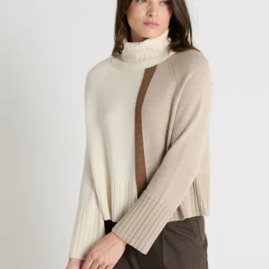 hana san ireland Bruce Sweater - Purple - Off white 100% merino wool with Italian yarns