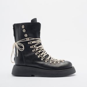 Ernesto dolani ireland Ernesto Dolani 7DSIL08 Black Boots Black platform boots with interlaced laces and metal eyelets. Back zip.