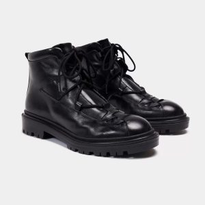 Naguisa Ireland leather zea boots leatherZEA is a boot with leather lattice detail at the toe. Cowhide leather upper.